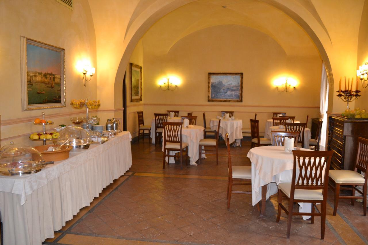 Hotel La Ville Katania Zewnętrze zdjęcie