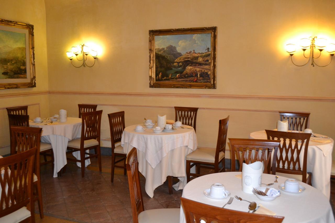 Hotel La Ville Katania Zewnętrze zdjęcie